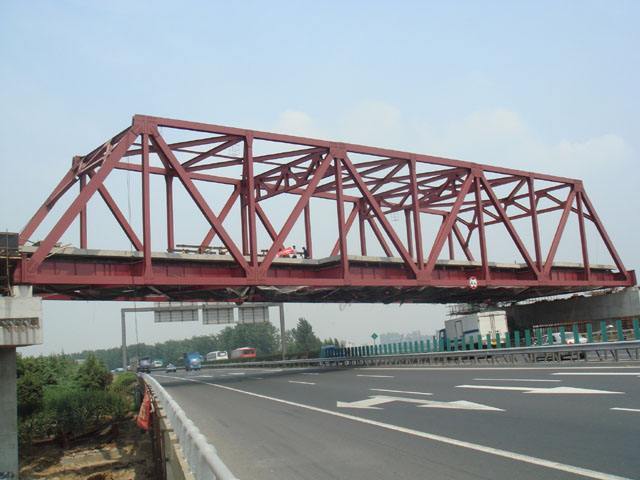 鋼桁架橋 鋼桁架橋