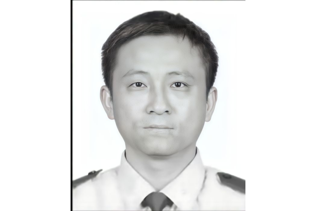 王大勇(南京高速交警四大隊原輔警) 王大勇(南京高速交警四大隊原輔警)