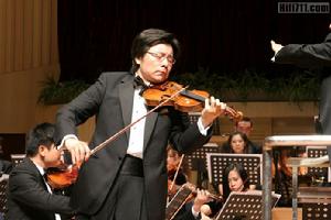 小提琴演奏家薛偉