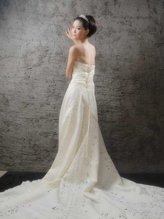婚袍 婚袍