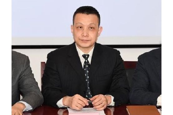 李雲峰(國家藥監局化妝品監管司監管二處處長) 李雲峰(國家藥監局化妝品監管司監管二處處長)