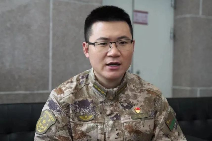 杜鵬飛(新疆軍區某邊防連連長) 杜鵬飛(新疆軍區某邊防連連長)