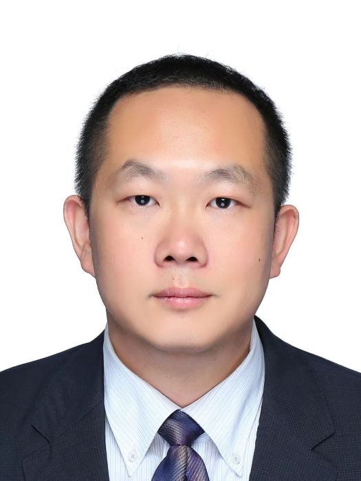 高偉(大連理工大學化工學院副院長、教授) 高偉(大連理工大學化工學院副院長、教授)