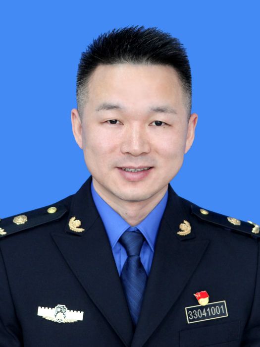 葉平(浙江省湖州市吳興區綜合行政執法局黨委書記、局長) 葉平(浙江省湖州市吳興區綜合行政執法局黨委書記、局長)