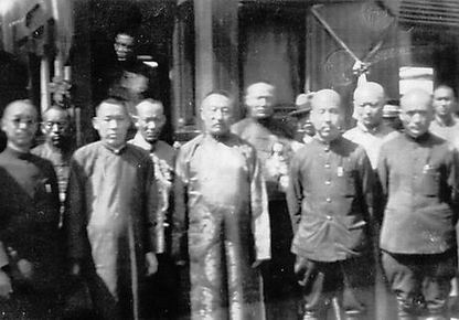 李樹春(前排右二)在濟南歡迎九世班禪