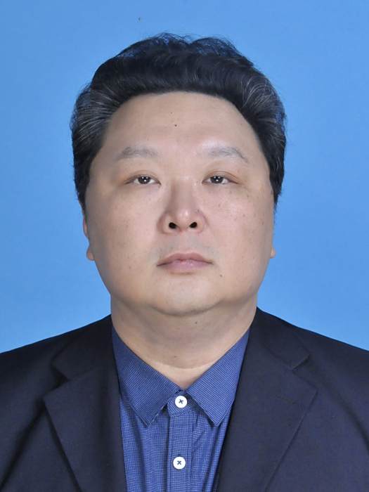 徐晗(重慶市渝北區統計局黨組成員、副局長) 徐晗(重慶市渝北區統計局黨組成員、副局長)
