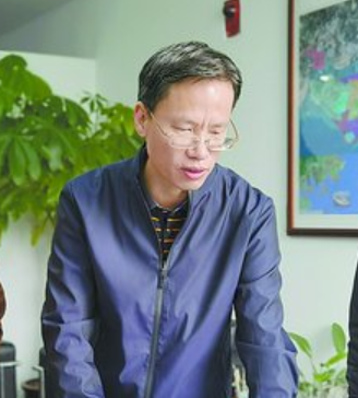 張建斌(廈門路橋工程投資發展有限公司黨總支副書記) 張建斌(廈門路橋工程投資發展有限公司黨總支副書記)