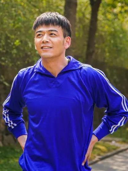 張利軍(電視劇《那些年,我們正年輕》中的角色) 張利軍(電視劇《那些年,我們正年輕》中的角色)