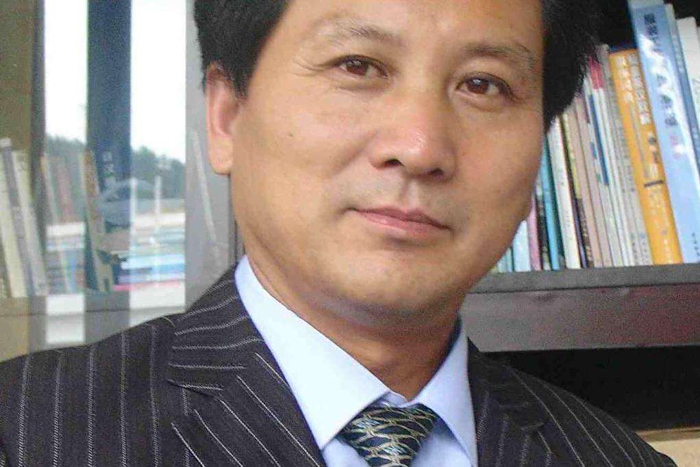 陳東生(江西服裝學院副校長) 陳東生(江西服裝學院副校長)