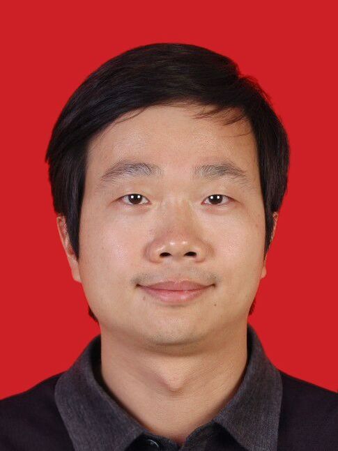 陳智勇(廣州開發區黨工委委員、總規劃師) 陳智勇(廣州開發區黨工委委員、總規劃師)