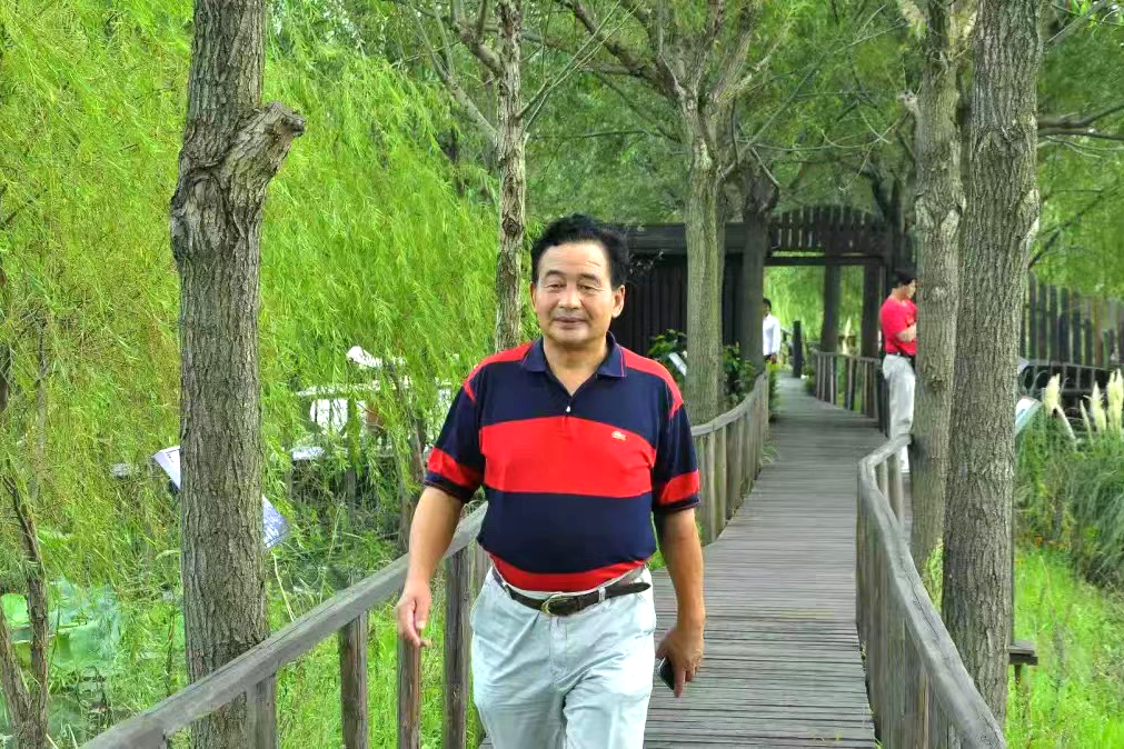 吳惠生(蘇州市吳中區東山鎮三山村原黨支部書記) 吳惠生(蘇州市吳中區東山鎮三山村原黨支部書記)