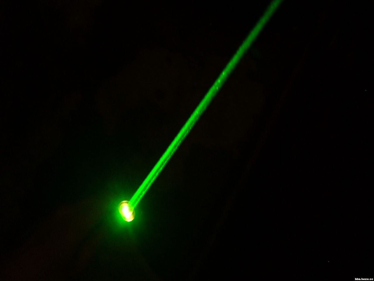 雷射(laser（雷射）)
