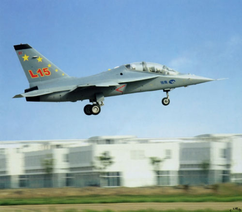 L-15“獵鷹”