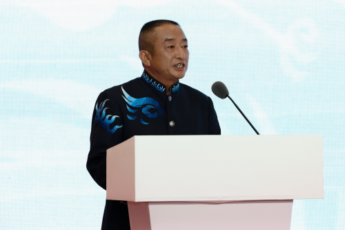 周兵(楚雄州非遺專家學者代表) 周兵(楚雄州非遺專家學者代表)