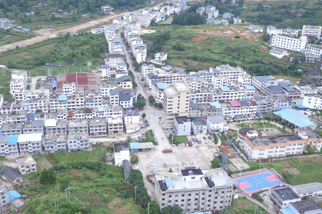 大風洞村(貴州省凱里市大風洞鎮行政村) 大風洞村(貴州省凱里市大風洞鎮行政村)