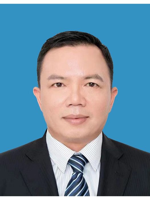 周建華(嶽麓山大學科技城黨工委委員、管委會副主任) 周建華(嶽麓山大學科技城黨工委委員、管委會副主任)