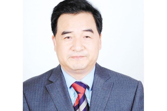 閆斌(那大沉香研究院(海南)有限公司董事長) 閆斌(那大沉香研究院(海南)有限公司董事長)