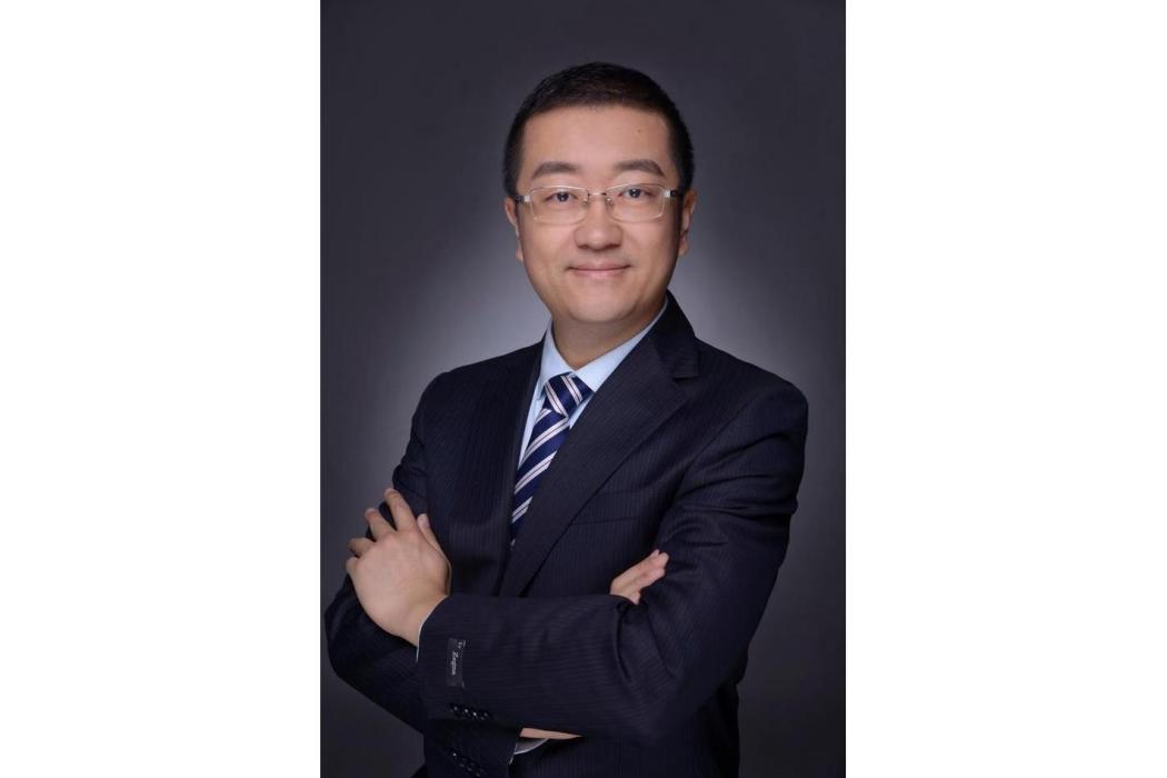 張海寧(青島大學附屬醫院國家臨床重點專科骨科醫院副院長、關節外科主任、山東省創傷骨科研究所副所長) 張海寧(青島大學附屬醫院國家臨床重點專科骨科醫院副院長、關節外科主任、山東省創傷骨科研究所副所長)
