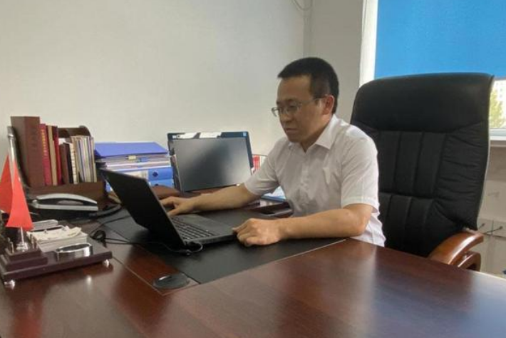 閆冰(中移鐵通有限公司銷售業務部副總經理) 閆冰(中移鐵通有限公司銷售業務部副總經理)