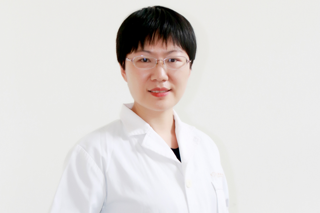 張瑾(北京百子灣和美婦兒醫院產科醫生) 張瑾(北京百子灣和美婦兒醫院產科醫生)