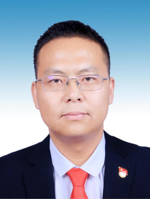 范正雄 范正雄