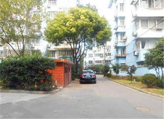 春申新村(位於閔行區的住宅小區) 春申新村(位於閔行區的住宅小區)