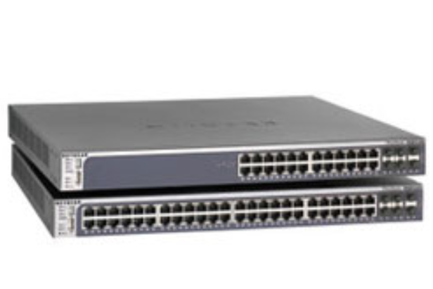 NETGEAR GSM7352Sv2 NETGEAR GSM7352Sv2