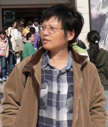 謝艾菲 謝艾菲