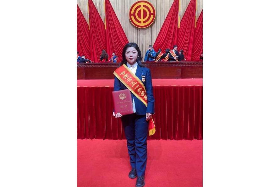王陽(甘肅省交通科學研究院集團有限公司橋樑工程技術研究所副所長) 王陽(甘肅省交通科學研究院集團有限公司橋樑工程技術研究所副所長)