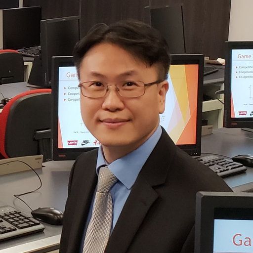 蔡燦明(香港理工大學紡織及服裝學系教授) 蔡燦明(香港理工大學紡織及服裝學系教授)