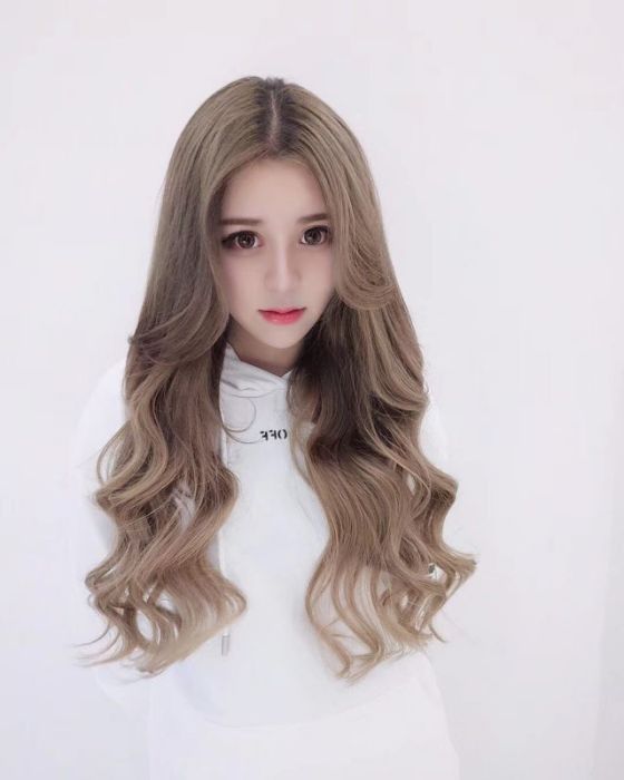 李伊涵 李伊涵