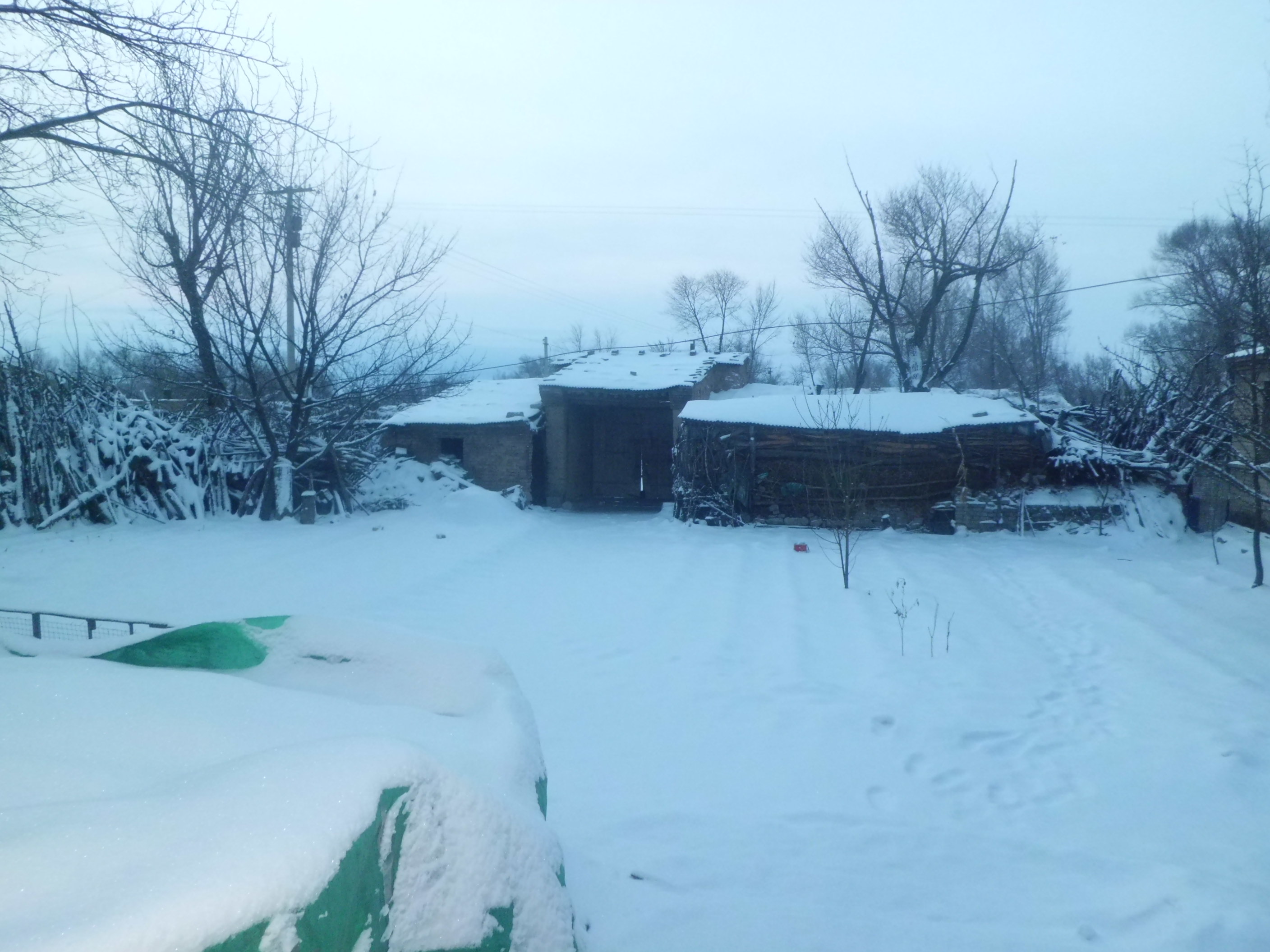 冬日村落雪景