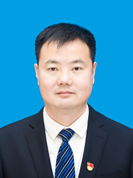 劉群(十堰市鄖陽區委常委、組織部部長) 劉群(十堰市鄖陽區委常委、組織部部長)