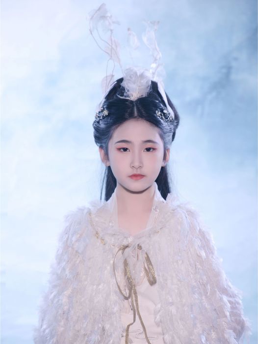 黃姚婉爾 黃姚婉爾