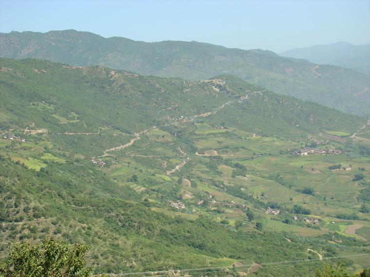 比此村 比此村