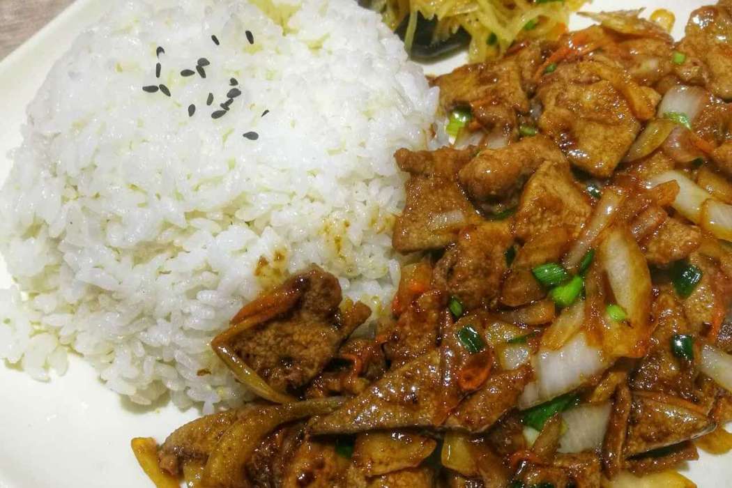 豬肝燴飯 豬肝燴飯