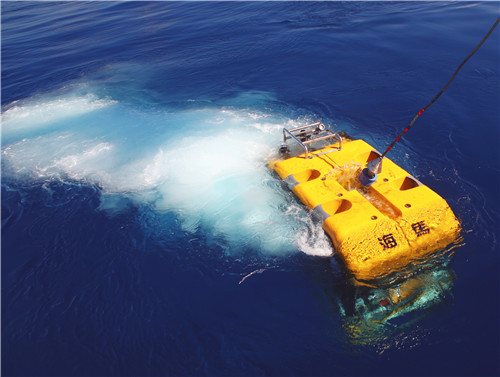 “海馬號”潛水器通過海上試驗驗收