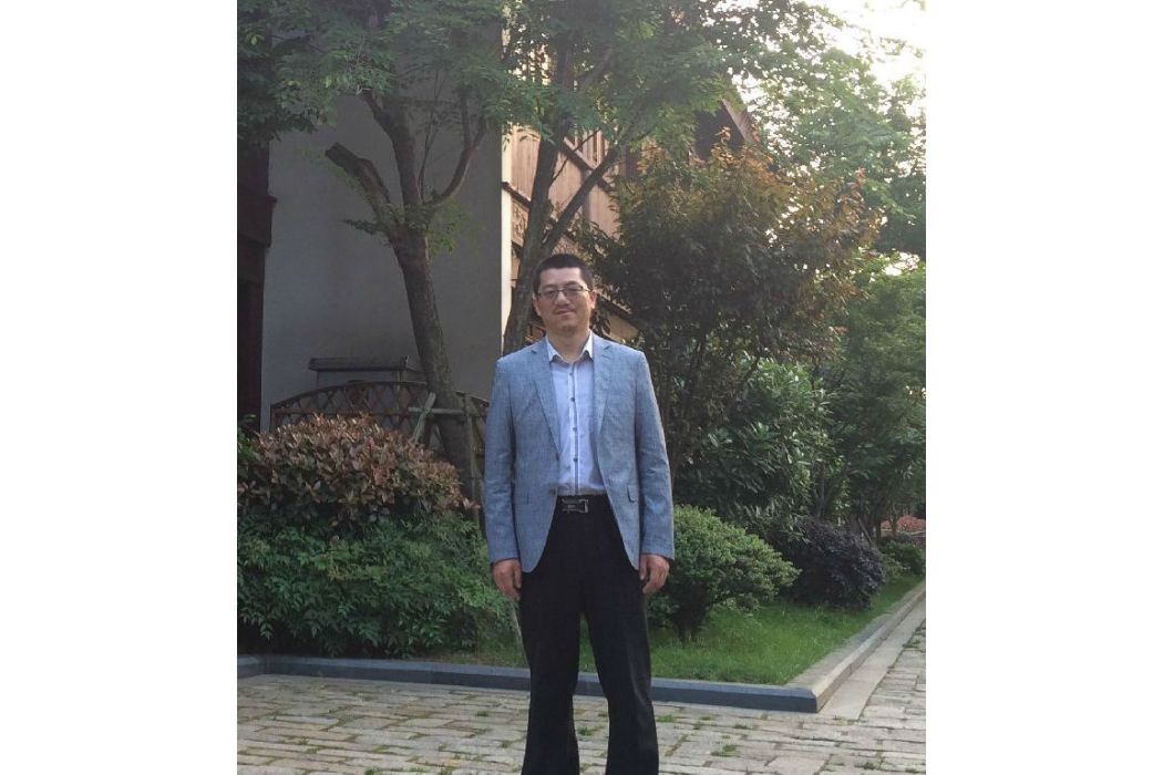 宋雷(西北民族大學醫學部副教授、碩士生導師) 宋雷(西北民族大學醫學部副教授、碩士生導師)