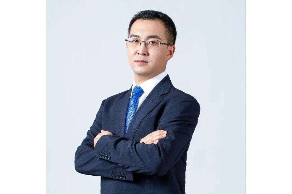 尚海峰(華為主機上雲軍團CEO,混合雲總裁) 尚海峰(華為主機上雲軍團CEO,混合雲總裁)