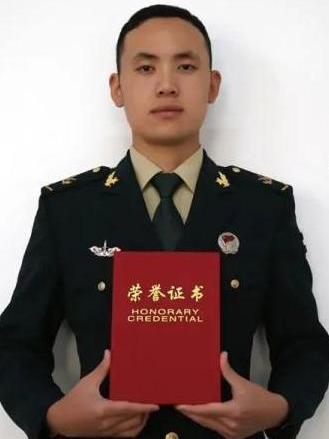 李猛(中國人民解放軍火箭軍某部戰士) 李猛(中國人民解放軍火箭軍某部戰士)
