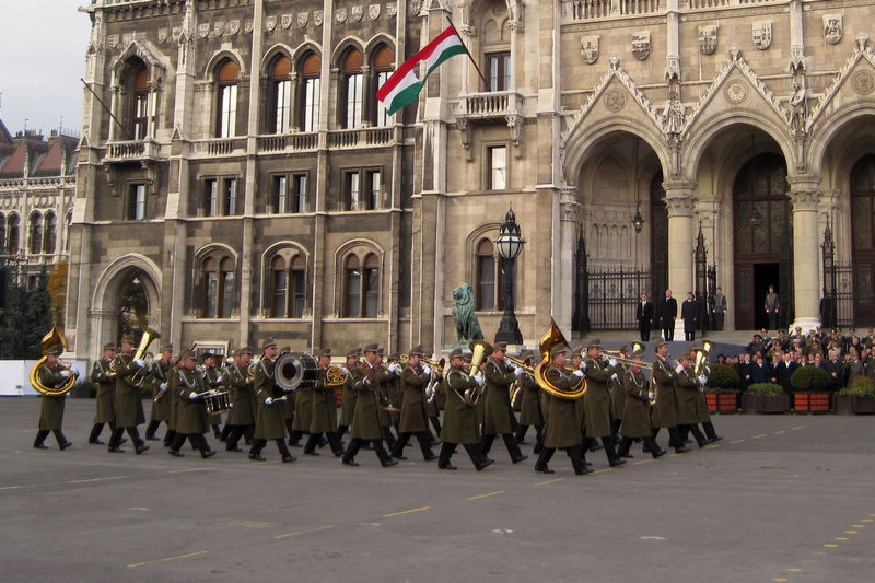 匈牙利共和國成立