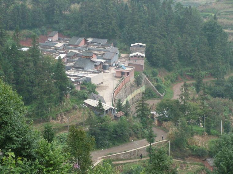 力行村 力行村