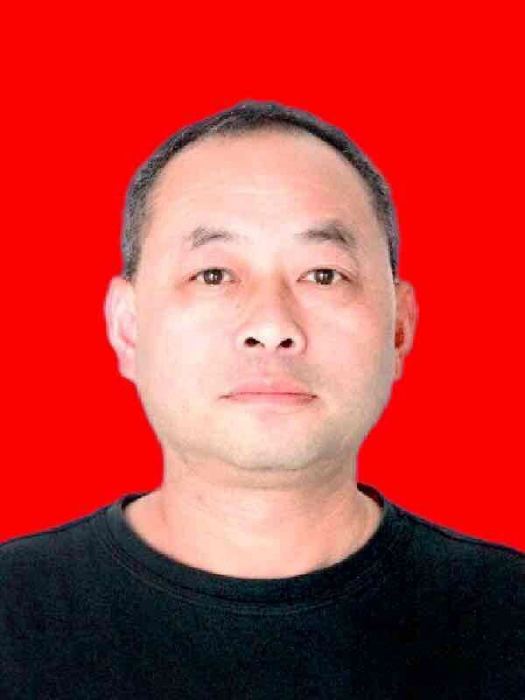 秦建軍(河南省新鄭市政務服務和大數據管理局黨組成員、副局長) 秦建軍(河南省新鄭市政務服務和大數據管理局黨組成員、副局長)