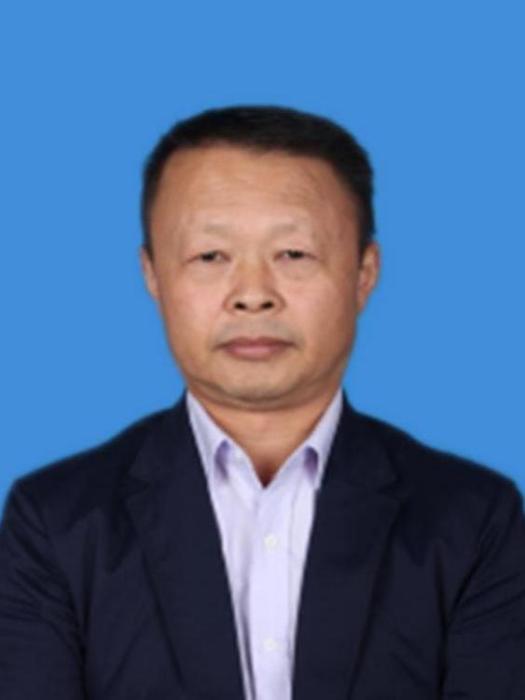張躍武(伊春市退役軍人事務局黨組成員、副局長) 張躍武(伊春市退役軍人事務局黨組成員、副局長)