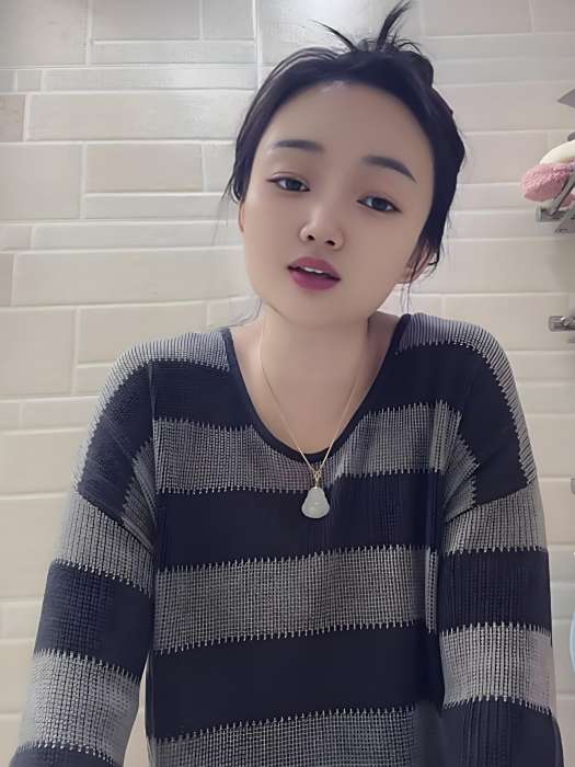 小念念_☘️