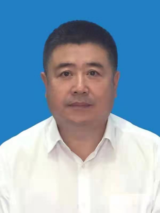 姜永忠(黑龍江省齊齊哈爾市龍沙區人大常委會副主任兼任財政經濟委員會主任委員、黨組成員、區委辦公室主任) 姜永忠(黑龍江省齊齊哈爾市龍沙區人大常委會副主任兼任財政經濟委員會主任委員、黨組成員、區委辦公室主任)