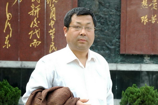 洪賀廷(北京育才學校教師) 洪賀廷(北京育才學校教師)