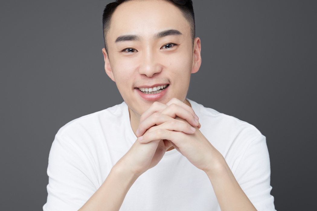 張威加 張威加