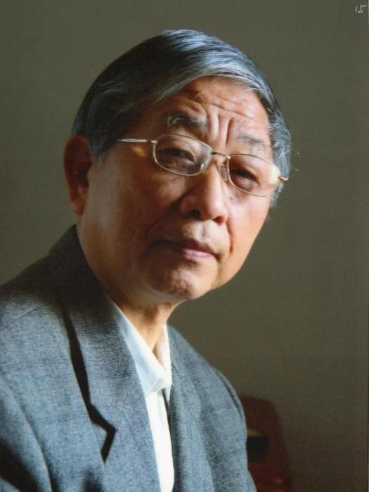 何介鈞 何介鈞