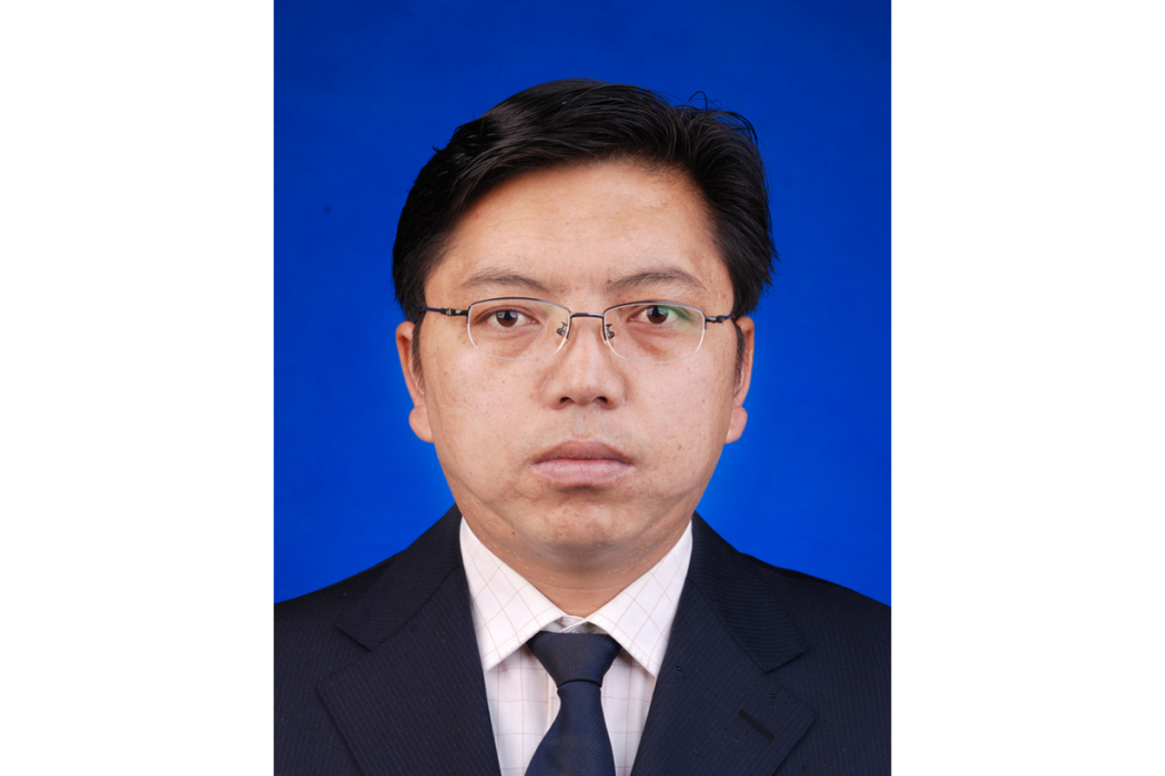 旺堆(西藏自治區經濟和信息化廳黨組成員、副廳長) 旺堆(西藏自治區經濟和信息化廳黨組成員、副廳長)